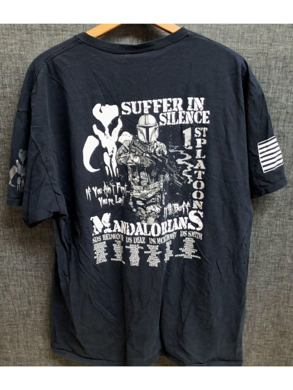 The Mandalorian star wars Men’s Black T-shirt Size XL service style